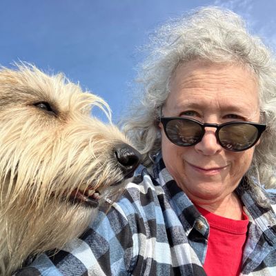 Susan Pet Sitter - The Village Pets (1)